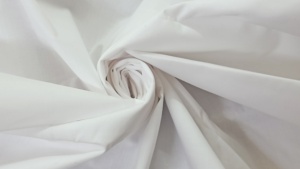 Tissu en mousseline de soie 100% sur mesure, largeur 44 pouces, motif uni, écologique, fait à la main, anti-boulochage, pour vêtements et sacs - Product Image 2