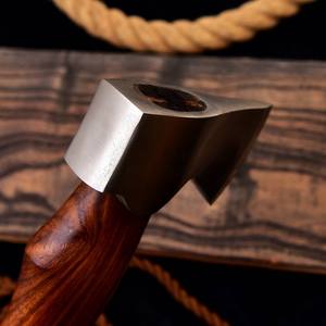 Hacha de Cabeza Calva Forjada a Mano, Acero con Alto Contenido de Carbono, para Trabajos en Madera, Camping, con Funda de Cuero, Hacha Hecha a Mano Personalizada OEM - Product Image 3