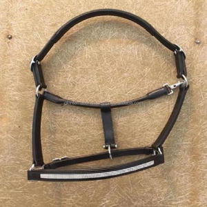 Caballito de cuero con relleno de vaca, cristal ostentoso de estilo halter disponible en diferentes tamaños y colores, con hebilla y anillos de latón pesado - Product Image 4