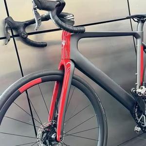 Nueva Ducati Futa 2025/2026 en stock, bicicleta de carretera ligera de fibra de carbono, lista para envío - Product Image 4