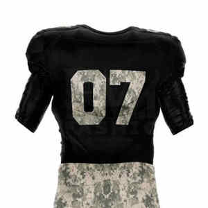 Uniforme de fútbol americano personalizado de último estilo para adultos hecho de poliéster manga corta servicios OEM al por mayor - Product Image 5