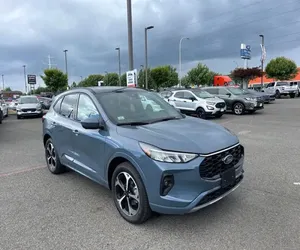 Ford Escape 2024 impecablemente limpio - Product Image 1