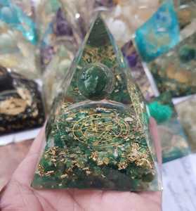 La mejor calidad hecha a mano lapislázuli resina energía orgonita pirámide cristal esfera orgón más vendido estilo amor decoración del hogar - Product Image 2