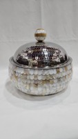 Casserole en acier inoxydable isolée de luxe avec finition nacre, design moderne, passe au lave-vaisselle