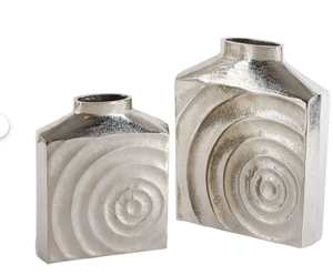 Florero martillado en bruto en dos tamaños Hecho en lámina Aluminio Decoración para el hogar Florero de metal - Product Image 2