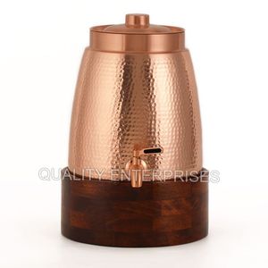 Distributeur d'eau froide traditionnel en cuivre martelé, conteneur de stockage d'eau autonome pour la cuisine - Product Image 2