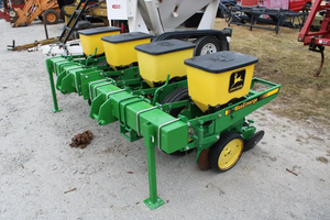 Cultivador Agrícola de Maíz, Sembradora de Maíz de 4 Filas, Sembradora de Fertilizante de Precisión, Bomba de Engranajes para Tractor, Alta Productividad - Product Image 4