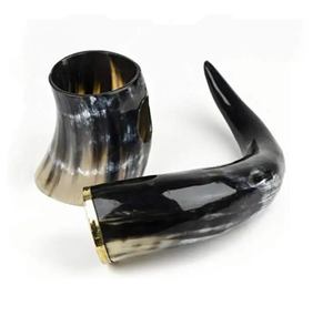 Mug en corne de buffle 100% naturel fait à la main, poli, style animal sculpté, pour boire de la bière ou décorer la maison - Product Image 1