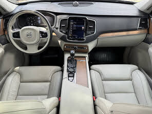 Volvo X-C-90 T6 Inscription AWD 2018, Automático de 8 Velocidades, Más Vendido - Product Image 4