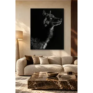 Profil de loup Fida avec fourrure argentée sur fond noir, impression sur toile - Product Image 3