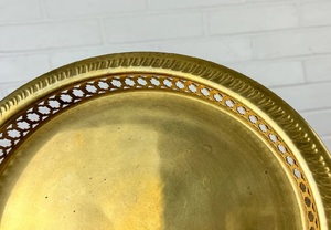 ถาดเสิร์ฟทองเหลืองตกแต่งดีไซน์เนอร์คุณภาพดีเยี่ยม สำหรับโรงแรมและบ้าน ถาดสำหรับงานอีเว้นท์และเทศกาล - Product Image 5