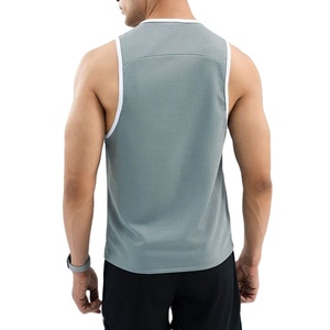 Camiseta sin mangas para hombre al por mayor, ropa de verano, camiseta sin mangas personalizada, precio bajo, diseño recortado, tela de algodón acanalada tejida - Product Image 3