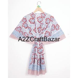 Kaftan long en pur coton doux, imprimé floral, pour futures mamans, idéal comme tenue de plage, vêtement de nuit ou tenue quotidienne confortable. - Product Image 4