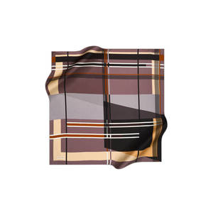 ผ้าพันคอ Pierre Cardin 90x90 ลายพิมพ์ดิจิทัลวินเทจ ผ้าเครปซาติน สำหรับฤดูใบไม้ผลิและฤดูร้อน - Product Image 1