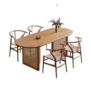Ensemble table et chaises de style moderne japonais avec chaises en rotin Ensemble table à manger Costumiz Produit et design - Product Image 1