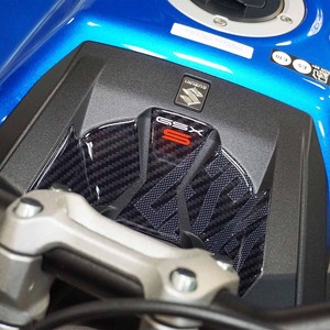 Adesivi Protettivi 3D per Moto Compatibili con Suzuki GSX-S 1000 2021-23 - Product Image 1