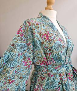 Nuevo Vestido de Noche Largo de Satén sin Tirantes, a la Moda, Impresionante, para un Look Relajado, con Mangas Extraíbles, para Todos - Product Image 3