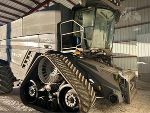 FENDT IDEAL 8T Moissonneuse-batteuse à prix impressionnant - Product Image 2