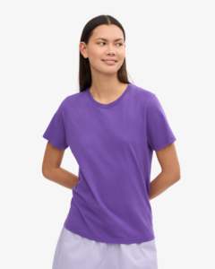 Camiseta suave y ajustada de poliéster para mujer con logotipo personalizado de alta calidad - Product Image 2