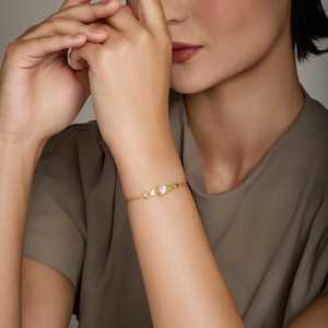 92.5 <b>Silver</b> <b>Charm</b> <b>Bracelet</b> 191402 Heart Key Shape Rhodium Gold Plating Featuring Diamond Zircon Religious Ethnic Style for Gifts - Product Image 3