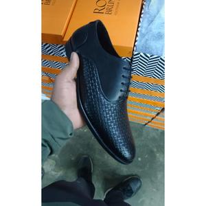 Men's High Quality Customized Cowhide Leather Shoes Fashionable Formal 'Chalice Design Painted Shirt' Comfortable Hot <b>Sales</b> - Product Image 5