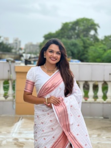 Original Maharashtrian Paithani Sarees Rich Weaved Meenakari Paithani Pallu Rose Gold Zari Woven Border Silk Saree - Product Image 3