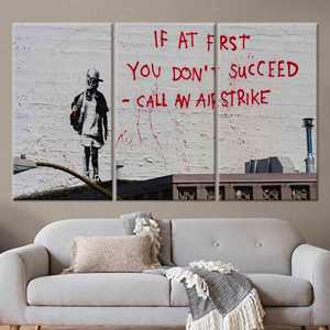 Toile imprimée avec graffiti Banksy : Décoration murale moderne, 3P : Prête à accrocher - Product Image 1