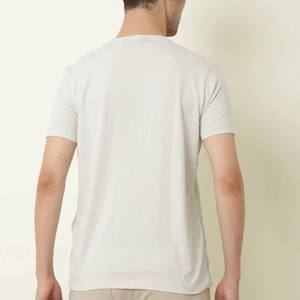 T-shirt à col rond pour homme en maille de construction et coupe ajustée, couleur unie, qualité supérieure - Product Image 5