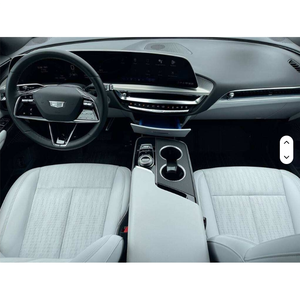 NO DENT CLEAN 2024 Cadillac LYRIQ d'occasion, SUV électrique automatique sport avec toit ouvrant panoramique disponible - Product Image 6