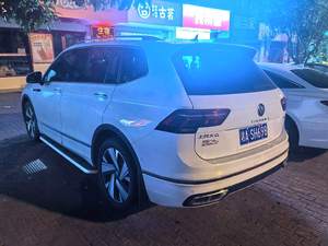 Voiture d'occasion blanche à transmission intégrale automatique 2.0T, capacité du véhicule Volkswagen SUV 2023 Tiguan L R-Line 2.0TSI 330TSI 5 places - Product Image 2