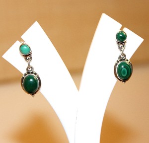 Boucles d'oreilles pendantes en argent sterling et malachite, style bohème, pour la prière et la dévotion, qualité supérieure - Product Image 4