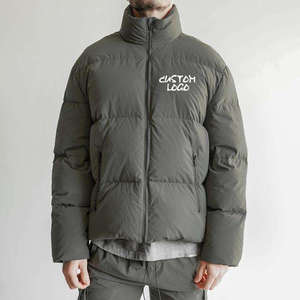 Chaquetas Acolchadas Bomber para Hombre 2024, Venta al Por Mayor, Hechas a Medida, Cuello Alto, Estilo Urbano, Hechas en Pakistán - Product Image 1