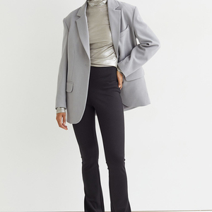 Ropa deportiva de punto con logotipo personalizado para mujer y 1 mallas decoradas para yoga y gimnasio para correr para ropa de entrenamiento - Product Image 1