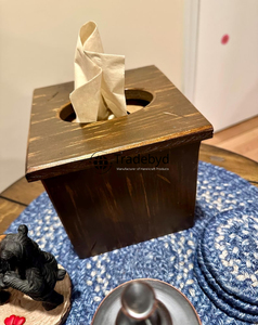 Caja de Pañuelos de Madera de Primera Calidad, Elegante Diseño Floral Grabado, Organizador Moderno para Comedor, Dormitorio y Oficina Tradebyd - Product Image 2