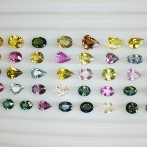 Multi saphir naturel non chauffé et non traité 75 pièces avec qualité AAA et lustre AAA Mix taille parfaite pour la fabrication de bijoux - Product Image 1