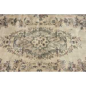 3.9x6.3 ft Vintage Turkish Rug, Area Rug, <b>Brown</b> Polka dot Rug - Product Image 5