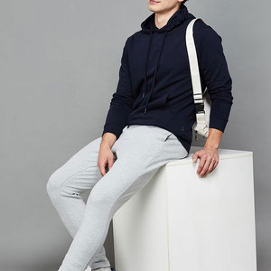 Sweats à capuche pour hommes avec design Oem personnalisé Sweatshirts à capuche 100% coton polyester avec logo personnalisé Pullover Hoodies personnalisés - Product Image 2