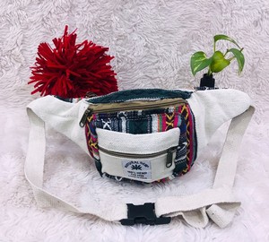 Riñonera de cáñamo estampada hecha a mano por diseñador, bolsos cruzados unisex de algodón con cinturón ajustable, bolsos casuales de viaje - Product Image 3