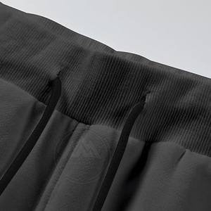 Ensembles de sweat à capuche et de shorts pour hommes à logo personnalisé le plus vendu ensemble de sweat à capuche et de shorts pour hommes de deux pièces pour adultes - Product Image 6