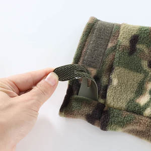 Venta caliente táctico suave Shell Material Storm Proof Zip Fleece forrado dos bolsillos con cremallera en el brazo chaqueta - Product Image 4