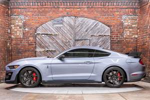 มัสแตง เชลบี จีที500 เฮอริเทจ อิดิชั่น ปี 2022 ~760 แรงม้า เครื่องยนต์ซูเปอร์ชาร์จ V8, ชุดคาร์บอนไฟเบอร์แทร็คแพ็ค, สีบริตตานี บลู เมทัลลิก - Product Image 2