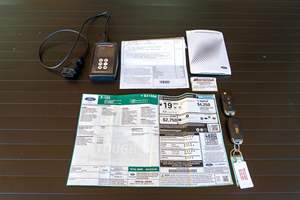 LISTO PARA ENVIAR - USADO, VOLANTE A LA IZQUIERDA |   CONDUCCIÓN DERECHA |   FORD F-150 XL 2025 |   4X4 CON MOTOR V8 SUPERCARGADO Y TRACCIÓN EN LAS 4 RUEDAS - Product Image 6