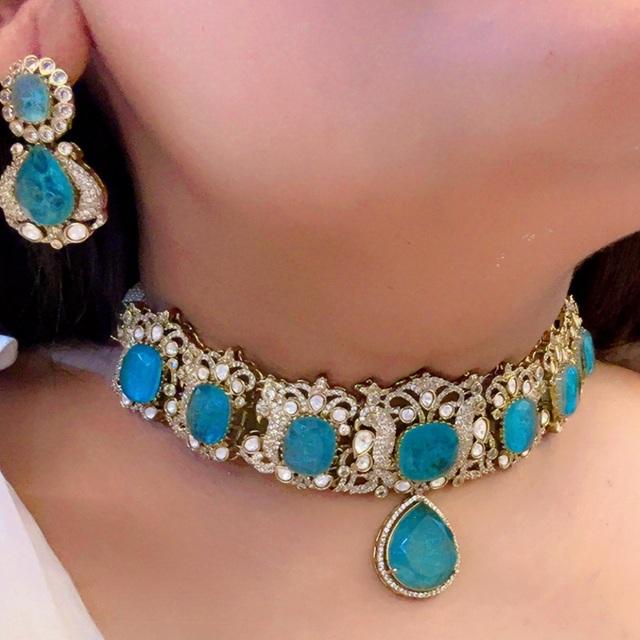 ฟ้าสีฟ้า