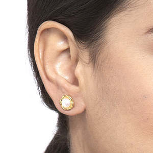 NOVAMART Fine Premium 925 Sterling <b>Silver</b> <b>Stud</b> <b>Earrings</b> Bezel Set Flower Design Perfect Gift for Women & Girls Wholesale Export - Product Image 5