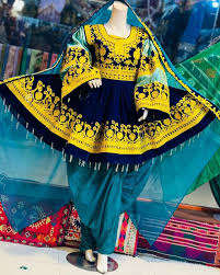 ชุดเดรสผู้หญิงสไตล์อัฟกานิสถานและปากีสถานแบบดั้งเดิมสีทึบดีไซน์ใหม่ล่าสุด - Product Image 4