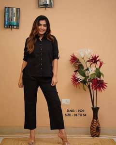 DERNIÈRE TRADING DESIGNER ENSEMBLE DE CO-ORD AVEC PETARN ÉLÉGANTE - Product Image 2