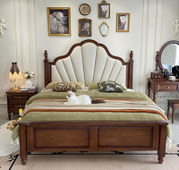 Lit de chambre classique américain de luxe en bois massif avec tiroirs de rangement, en tissu, taille King/Queen, mobilier de maison GSA69-GSA72