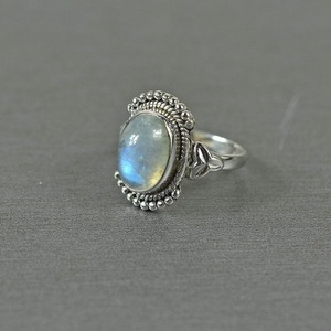 Anillo de piedras preciosas de piedra lunar de plata esterlina 925 estilo bohemio, joyería hecha a mano, anillo de plata, joyería para mujer, regalo de boda para ella - Product Image 3
