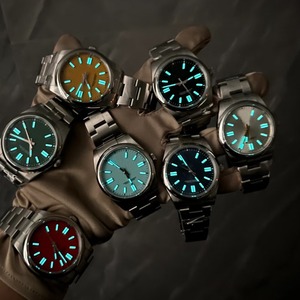 Reloj Mecánico de Lujo para Hombre en Oro Amarillo de 41 mm con Cristal de Zafiro, Esfera Analógica Luminosa, Cierre Plegable, Resistente al Agua 30 bar, ETA - Product Image 3