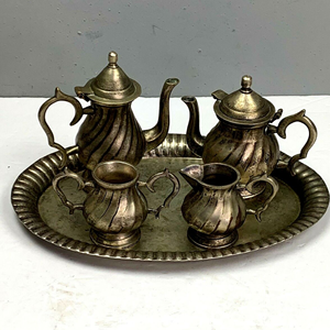 ชุดหม้อชากาแฟทำจากสเตนเลสขัดเงาอุปกรณ์ชามสไตล์ใหม่ดีไซน์แบบอินเดียสลักด้วยเงินแบบดั้งเดิม - Product Image 4